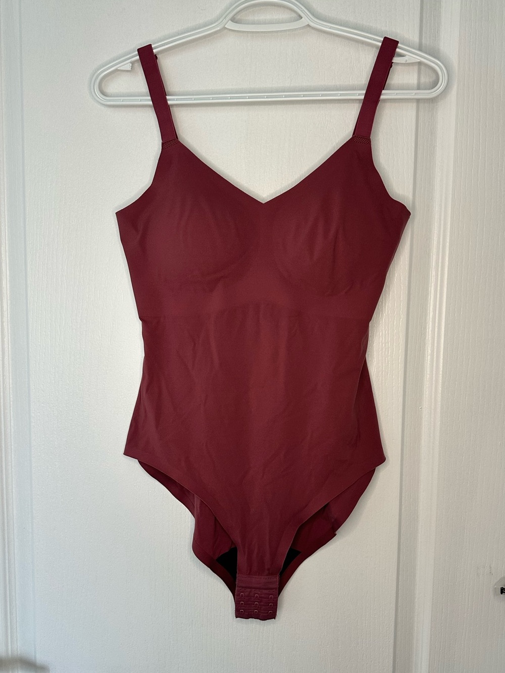 NWOT Knix LuxeLift Contour Bodysuit Seamless Shapewear Wine Burgundy Adjustable - Picture 1 of 7